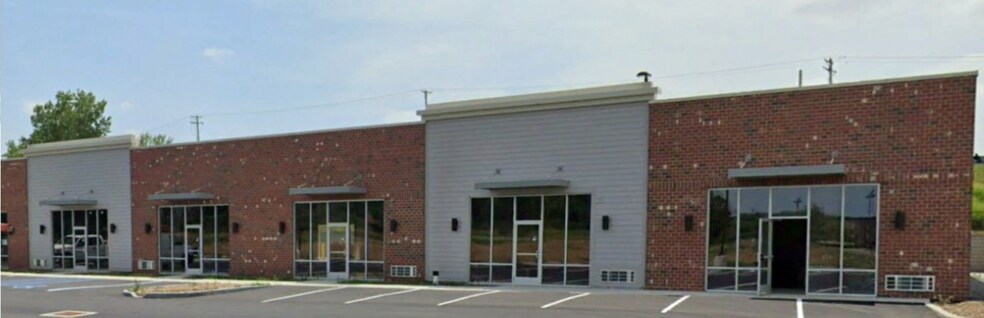 Primary Photo Of 3116 Lumina Pky, Saint Charles Showroom For Lease