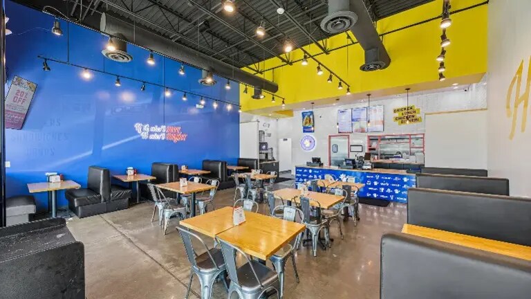 More Photos Of 10407 Highway 6, Missouri City Storefront For Lease