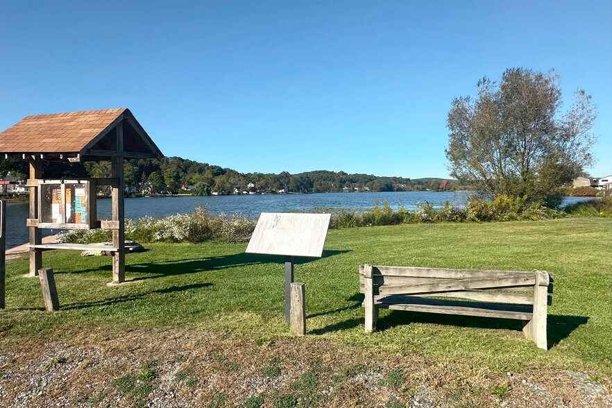 More Photos Of 36 Main St, Stanhope General Retail For Sale