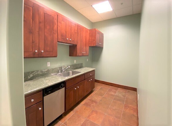More Photos Of 205-245 Foss Creek Cir, Healdsburg Office For Sale