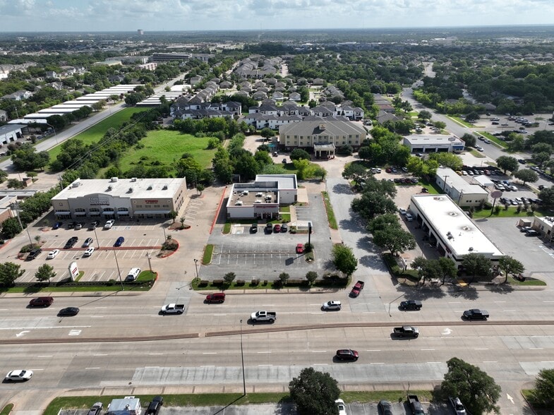 More Photos Of 2319 S Texas Ave, College Station Auto Repair For Sale