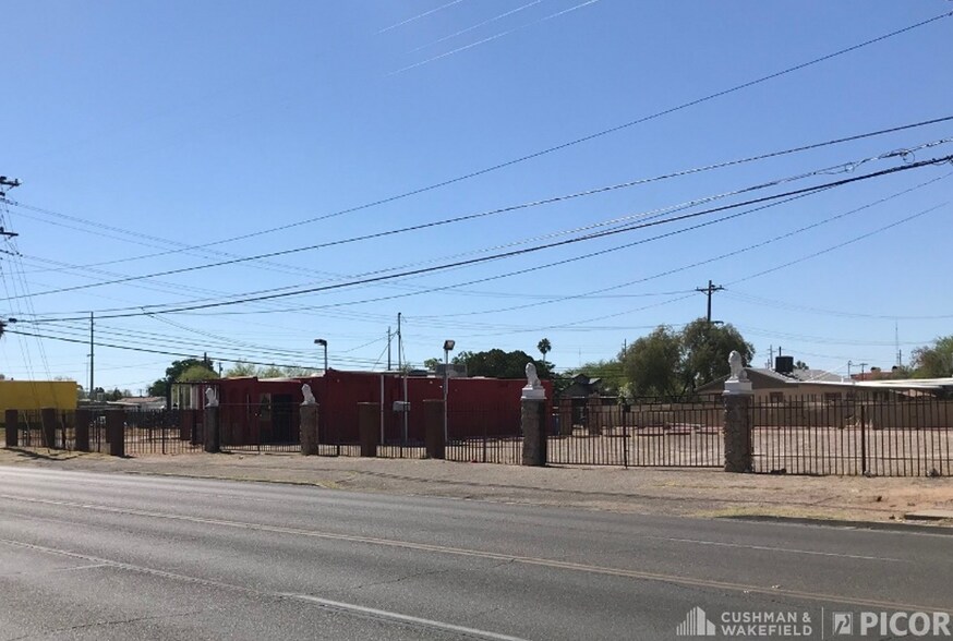 More Photos Of 201 W Fort Lowell Rd, Tucson Freestanding For Sale
