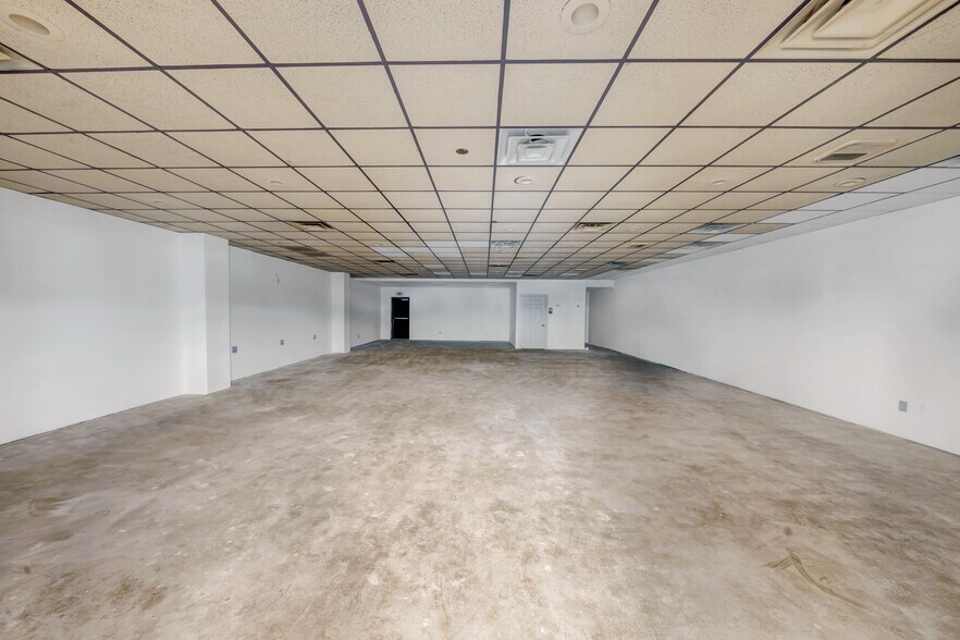 More Photos Of 1281 S Houston Lake Rd, Warner Robins General Retail For Sale