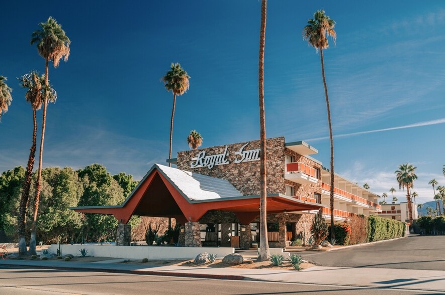 Primary Photo Of 1700 S Palm Canyon Dr, Palm Springs Hotel For Sale