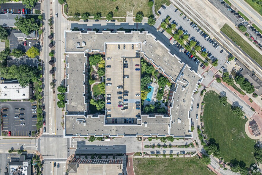 More Photos Of 9750 Crescent Park Cir, Orland Park Apartments For Lease