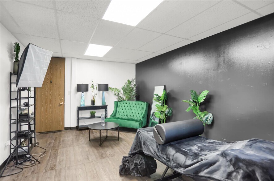 More Photos Of Iliff Office Park, Aurora Office For Sale