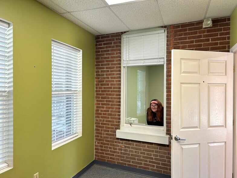 More Photos Of 555 2nd Ave, Collegeville Medical For Lease