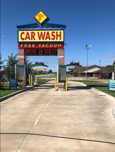 More Photos Of 435 W State Highway 152, Mustang Carwash For Lease