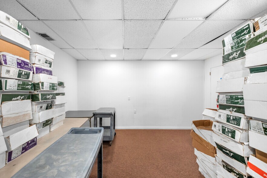 More Photos Of 1315 Harding Hwy, Richland Office Residential For Sale