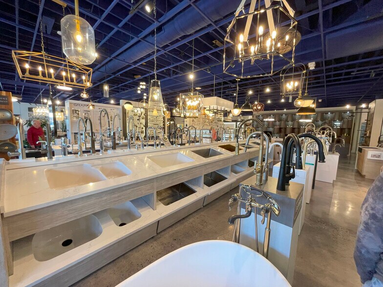 More Photos Of 3201 Cleveland Ave, Santa Rosa Office For Sale