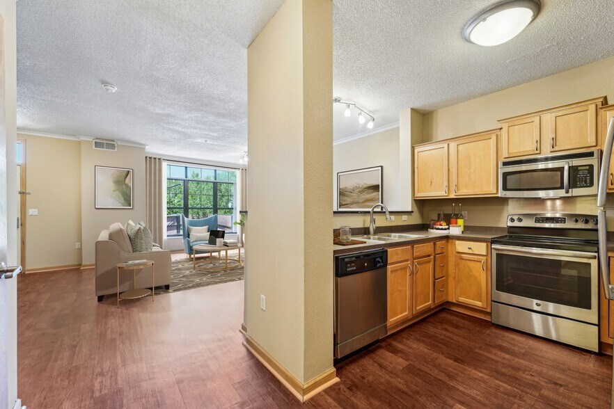 More Photos Of 3820 Grand Way, Saint Louis Park Apartments For Lease