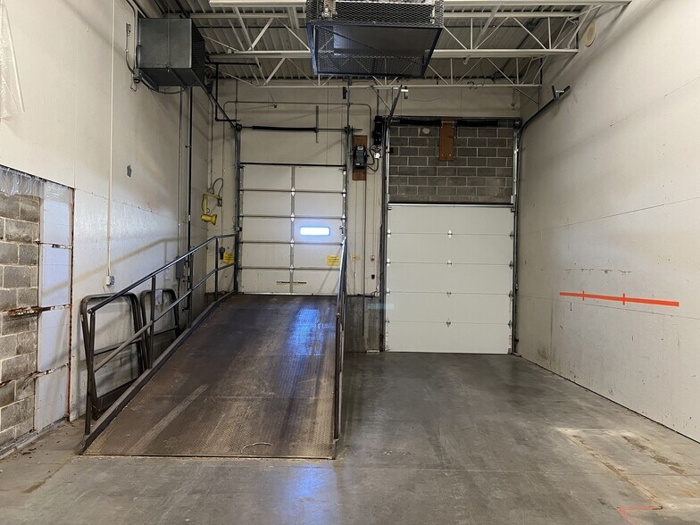 More Photos Of 1625 US Highway 61 N, Lancaster Warehouse For Sale