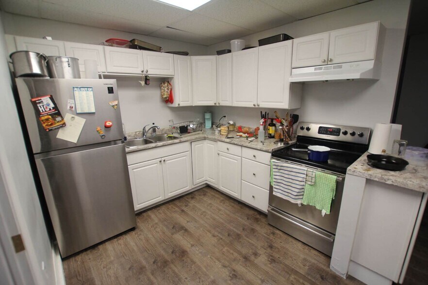 More Photos Of 58 Cedar St, Sudbury Storefront Retail Residential For Sale