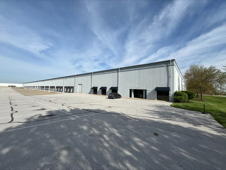 Primary Photo Of 1201 Perry Rd, Plainfield Warehouse For Lease