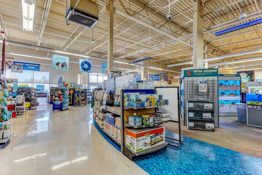 More Photos Of 1725 Twin Creek Ln, Walla Walla Freestanding For Lease