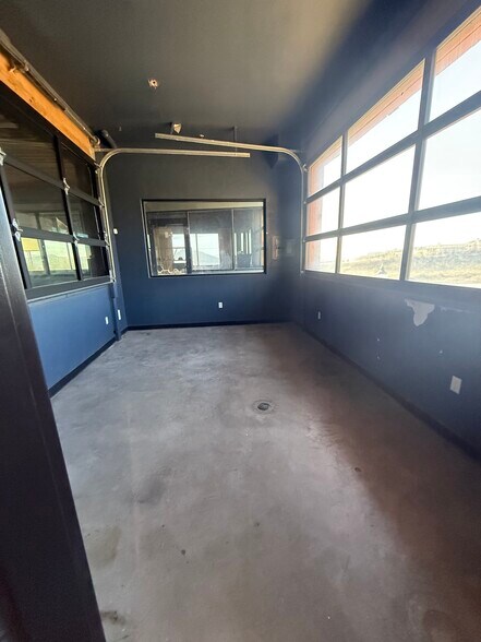 More Photos Of 110 Montecillo Blvd, El Paso Loft Creative Space For Lease