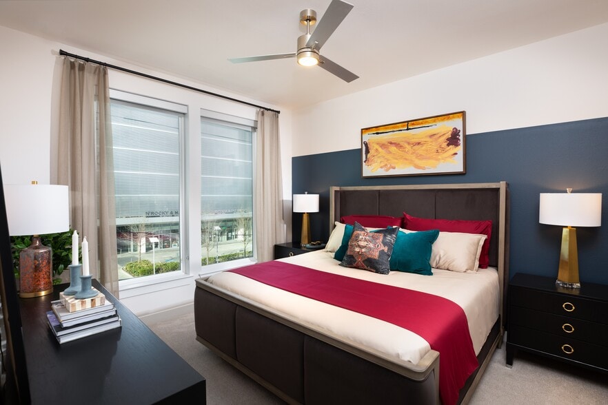 More Photos Of 3015 Weslayan St, Houston Apartments For Lease