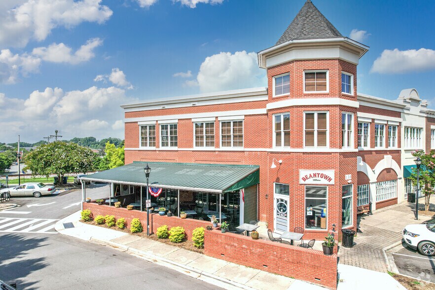 More Photos Of Matthews Station St @ Matthews Station St & Trade St, Matthews Unknown For Lease