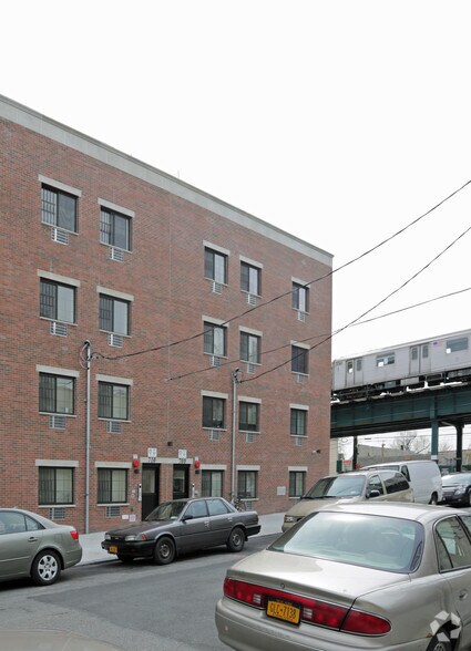 More Photos Of 700 Bartholdi, Bronx Apartments For Sale