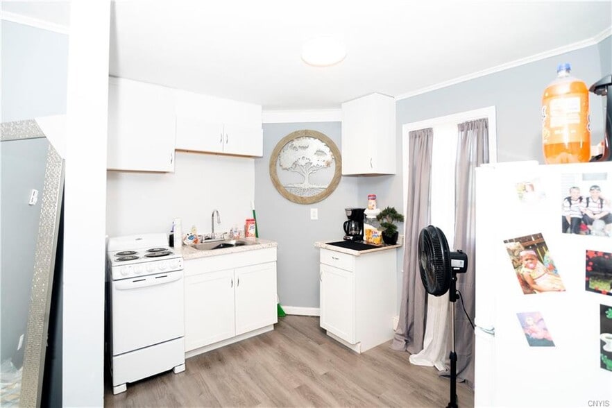 More Photos Of 827 Park St, Syracuse Apartments For Sale