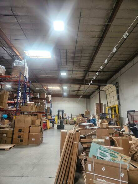 More Photos Of 6333 Ensworth St, Las Vegas Warehouse For Lease