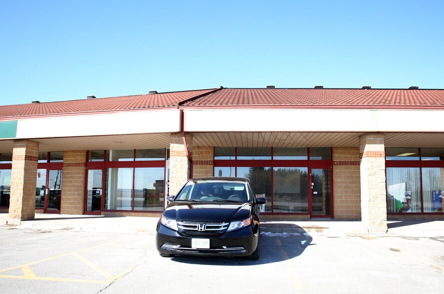 More Photos Of 6048 Hwy-9, King Restaurant For Lease