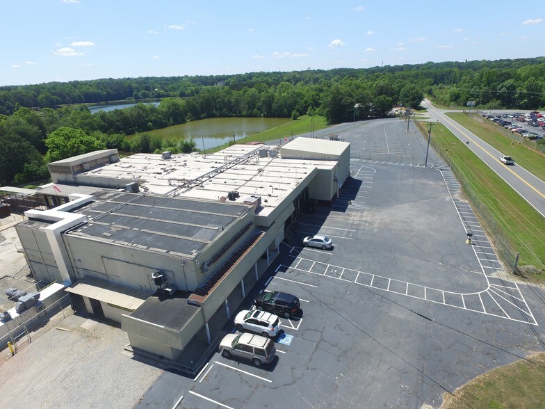 More Photos Of 635 Kingsbridge Rd, Carrollton Distribution For Lease