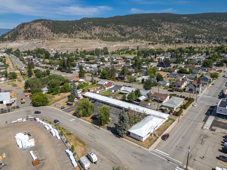 More Photos Of 1801 Chapman St, Merritt Apartments For Sale