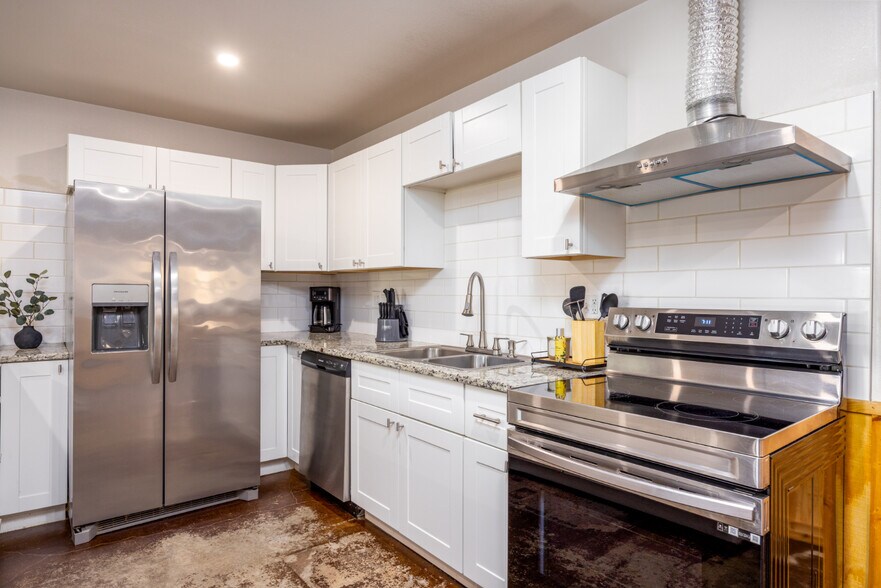 More Photos Of 12625 Sandpiper Rd, Thackerville Specialty For Sale