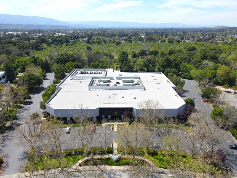 More Photos Of 5729 Fontanoso Way, San Jose Research And Development For Sale