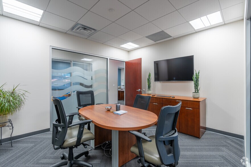 More Photos Of 100 Corporate Center Dr, Camp Hill Medical For Sale