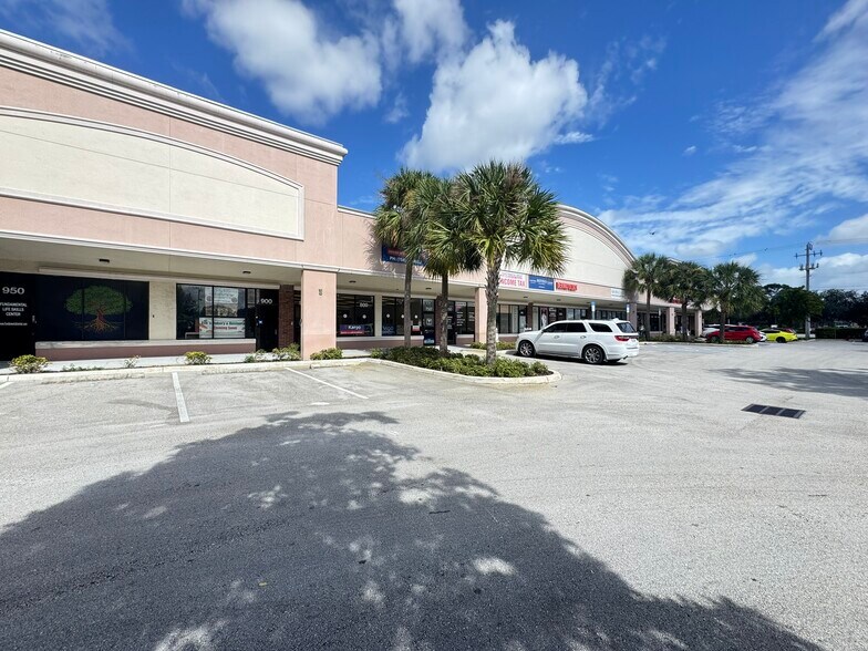 More Photos Of 8053 W Oakland Park Blvd, Sunrise Unknown For Lease