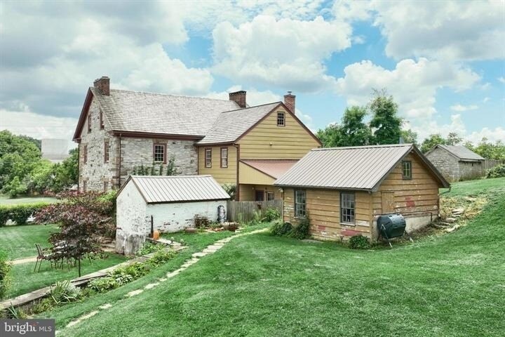 More Photos Of 4415 W Market St, York Specialty For Sale