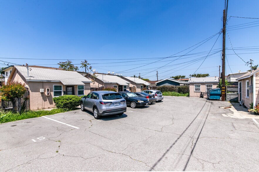 More Photos Of 17819-17827 Clark Ave, Bellflower Storefront Retail Residential For Sale