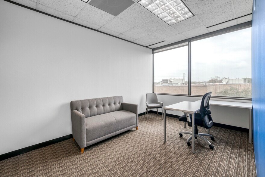 More Photos Of 1851 W Galena Blvd, Aurora Coworking Space