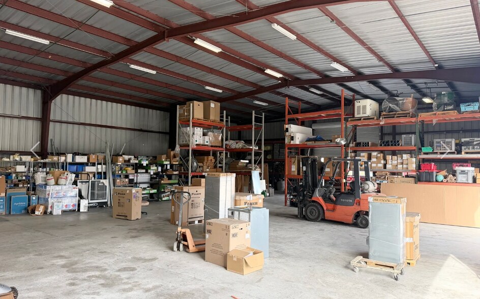 More Photos Of 290 Paint St, Rockledge Industrial For Lease