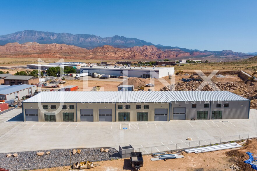 More Photos Of 5508 240 N, Hurricane Industrial For Lease