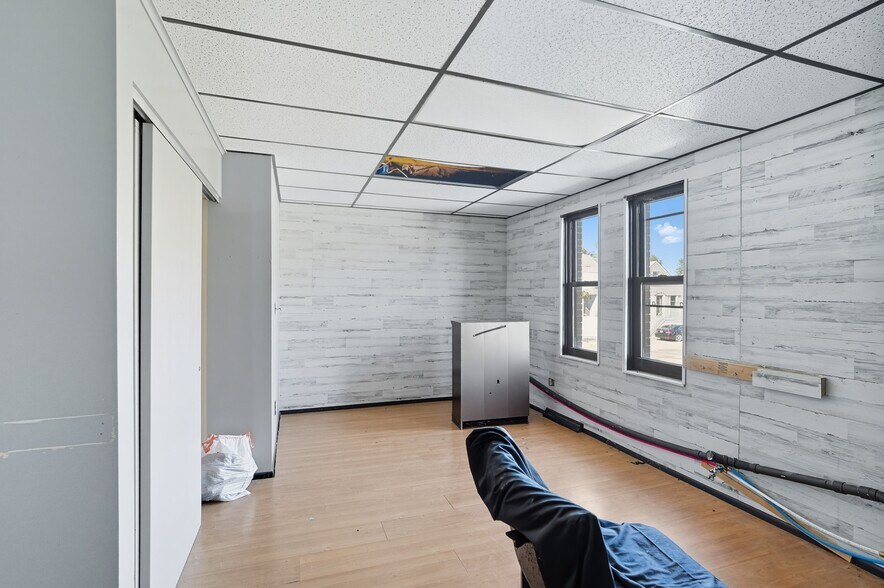 More Photos Of 9309-9319 Cincinnati-Columbus Rd, West Chester Office For Lease