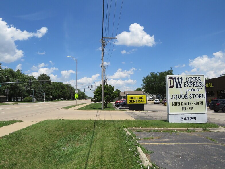 More Photos Of 24725 W Eames St, Channahon Veterinarian Kennel For Sale