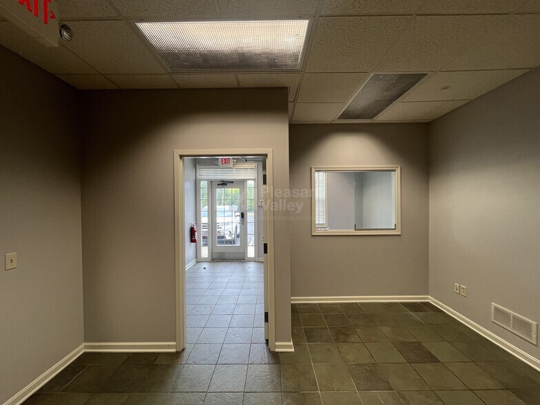 More Photos Of 13680 Cleveland Ave NW, Uniontown Office For Lease
