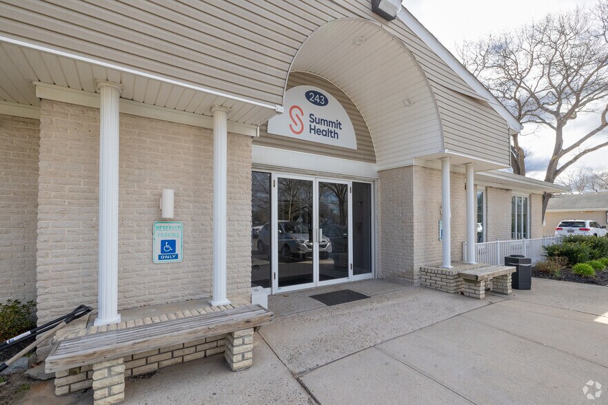 More Photos Of 243 Boyle Rd, Selden Office For Lease