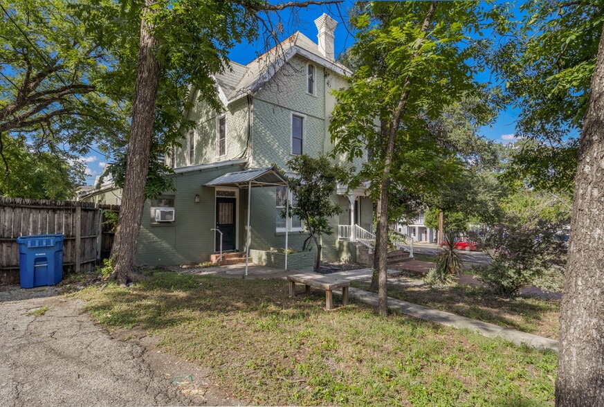 More Photos Of 1818 San Pedro Ave, San Antonio Office Residential For Sale