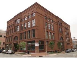 More Photos Of 131 W 2nd St, Davenport Office Residential For Sale