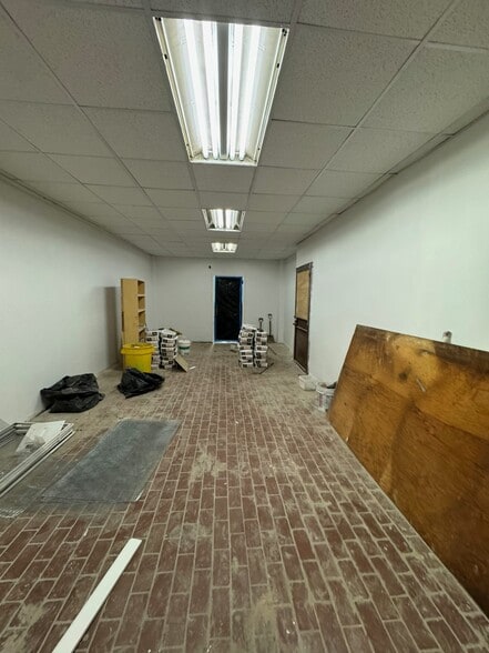 More Photos Of 739 Newark Ave, Jersey City Storefront Retail Residential For Lease