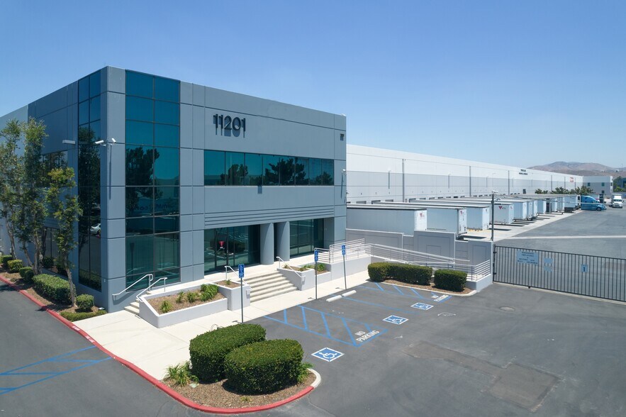 More Photos Of 11201 Iberia St, Jurupa Valley Distribution For Lease