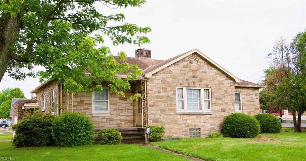 More Photos Of 2647 Maple Ave, Zanesville Flex For Sale