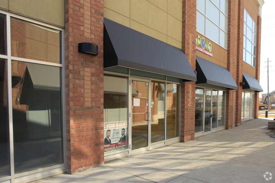 More Photos Of 20 New Delhi Dr, Markham General Retail For Sale