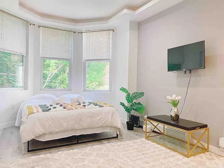 More Photos Of 2402 Spruce St, Philadelphia Apartments For Sale