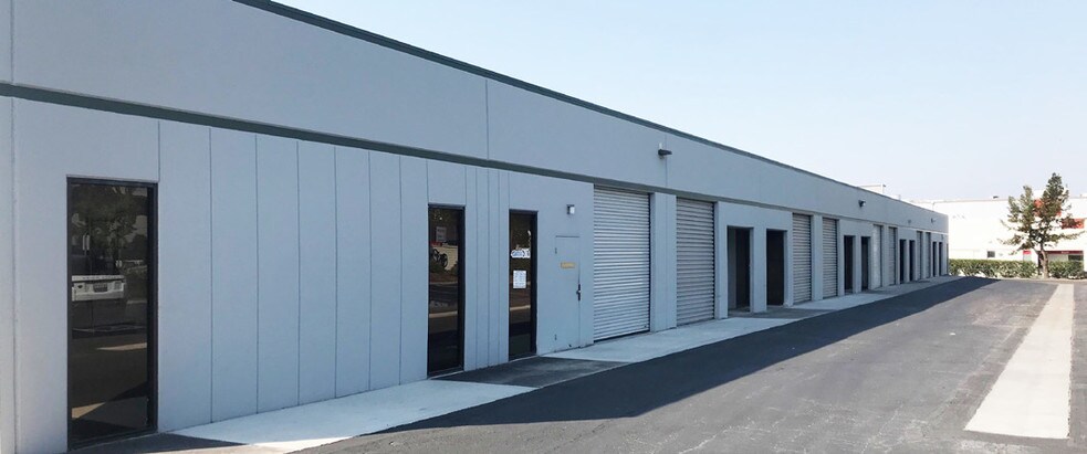 More Photos Of 1116 Wrigley Way, Milpitas Flex For Lease