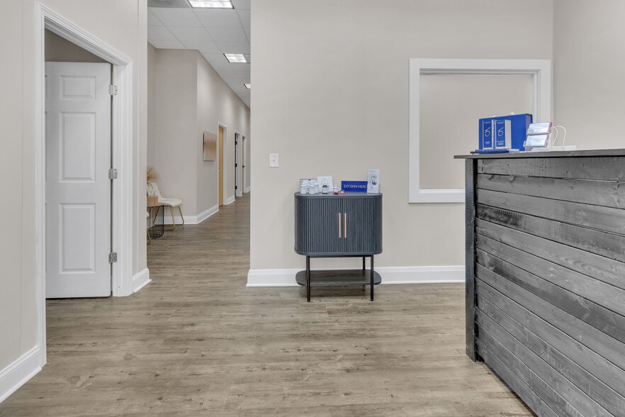 More Photos Of 111 Sunset Ave, Asheboro Office Residential For Sale